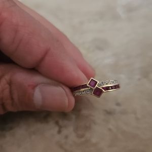 14 karat yellow gold ruby ring